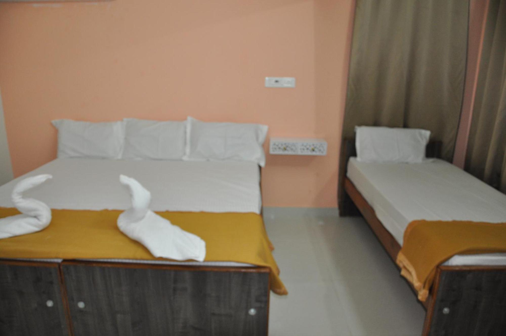 Alaya Rooms Tiruchirappalli Kültér fotó