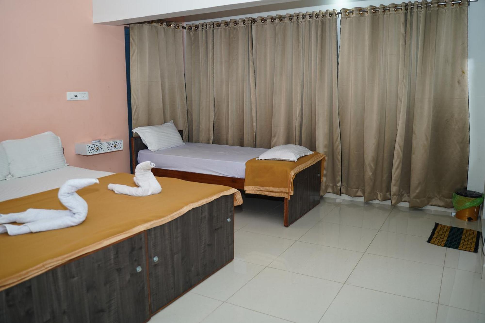 Alaya Rooms Tiruchirappalli Kültér fotó